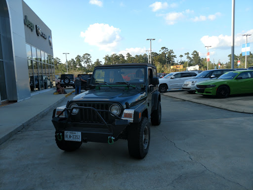 Car Dealer «Rainbow Chrysler Dodge Jeep LLC», reviews and photos, 301 River Highlands Blvd, Covington, LA 70433, USA