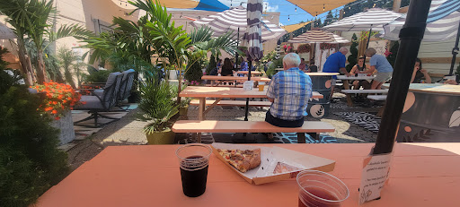 Grocery Store «Horrocks Market», reviews and photos, 4455 Breton Rd SE, Kentwood, MI 49508, USA