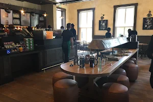 Starbucks Coffee- Disney Hôtel Cheyenne image