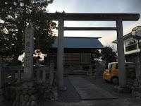 亀山神社
