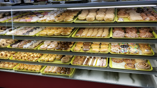 Donut Shop «Rainbow Donuts», reviews and photos, 12307 Imperial Hwy, Norwalk, CA 90650, USA