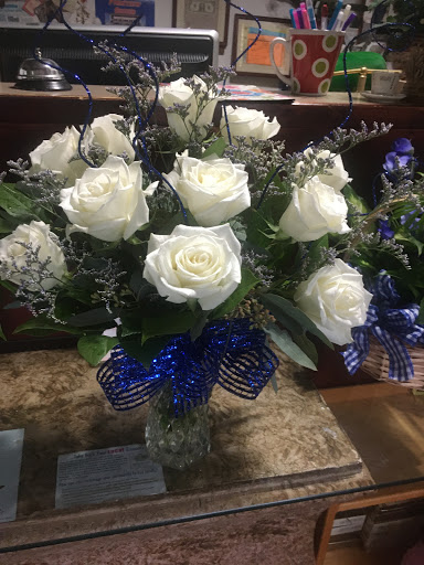 Florist «Old Town Flowers and Gifts», reviews and photos, 79 Main St NW b, Lilburn, GA 30047, USA