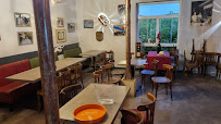 Atmosphère du Restaurant Bistrot l’entrepotes à Le Barroux - n°5