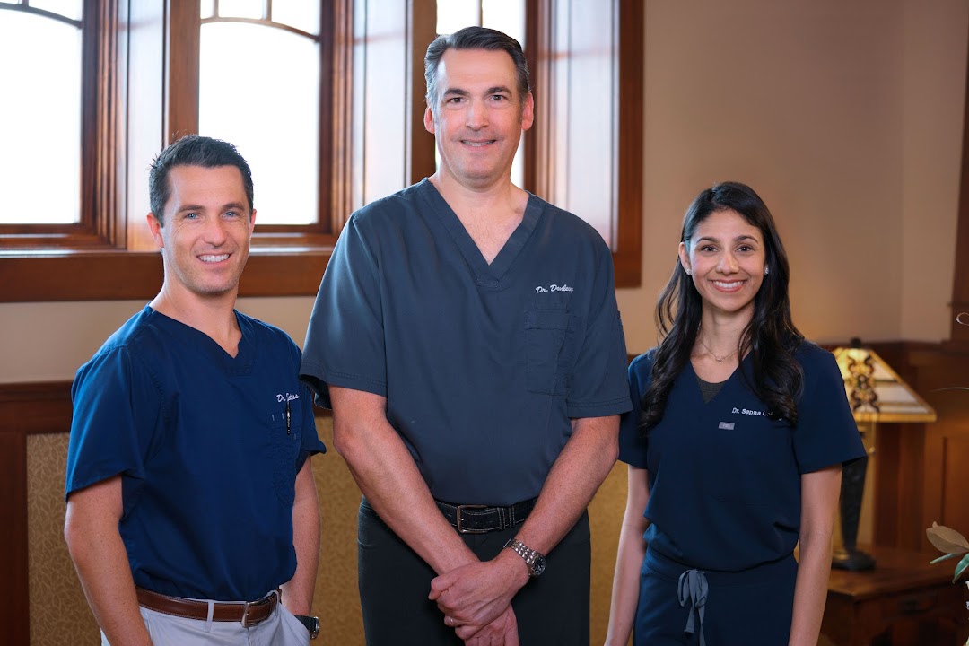Donlevy, Estess & Lohiya Oral Surgery Group