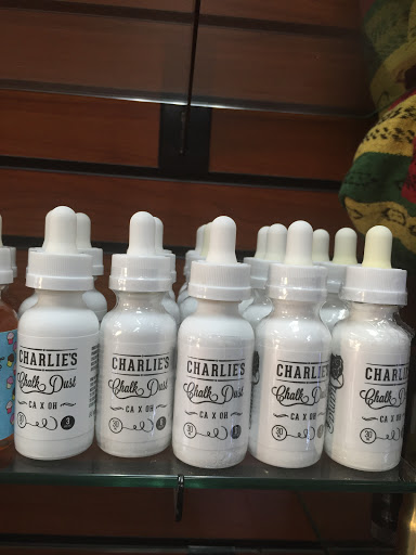 Tobacco Shop «Orlando Smoke Shop Fun Spot», reviews and photos, 5531 International Dr, Orlando, FL 32819, USA