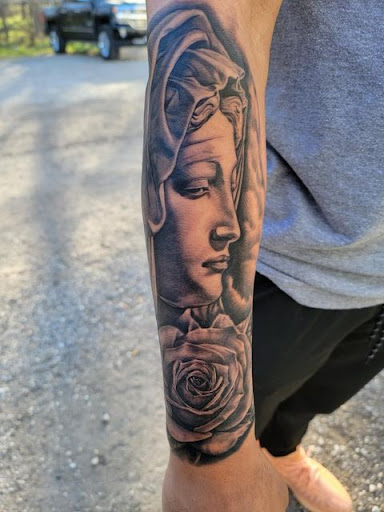 Explore line tattoo ideas for guys, creative tattoo ideas in San Antonio, available at Firme Copias Tattoo Studio