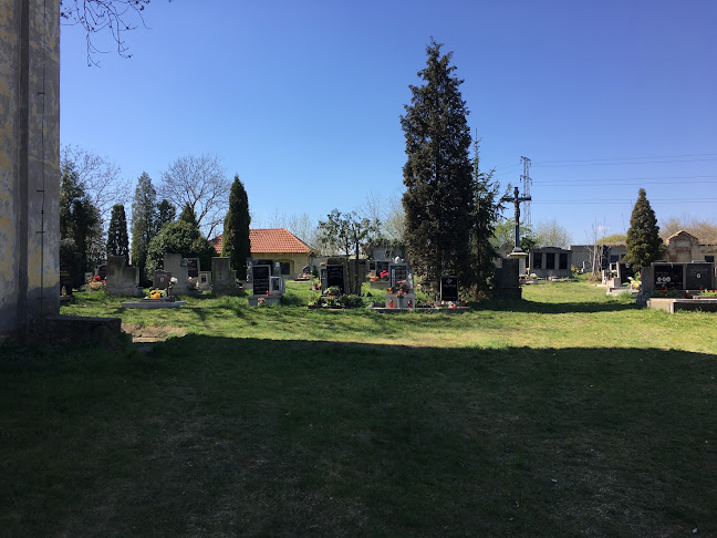 Hřbitov Vtelno - Kostel