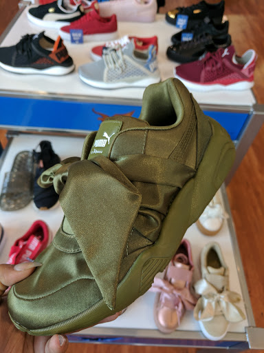 Shoe Store «Shiekh Shoes», reviews and photos, 7215 Stockton Blvd, Sacramento, CA 95823, USA