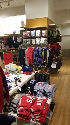 Clothing Store «Gap», reviews and photos, 7430 164th Ave NE, Redmond, WA 98052, USA