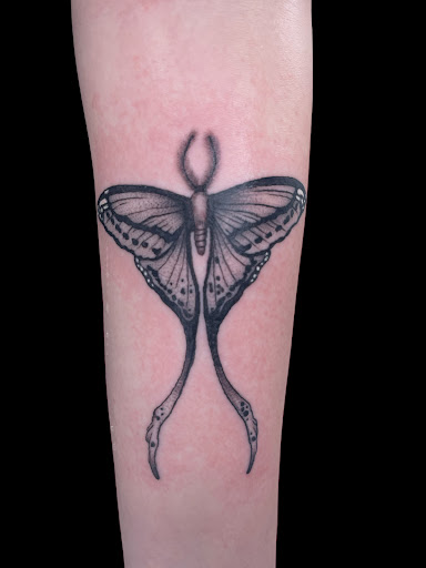 Explore 1992 tattoo ideas, creative tattoo ideas in Crystal City, available at Meraki Tattoo and Piercing