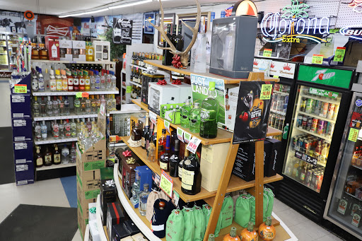 Liquor Store «T L Discount Liquor», reviews and photos, 2010 Kipling St, Lakewood, CO 80215, USA