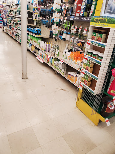 Pet Supply Store «Pet Supplies Plus», reviews and photos, 471 Boston Post Rd, Orange, CT 06477, USA