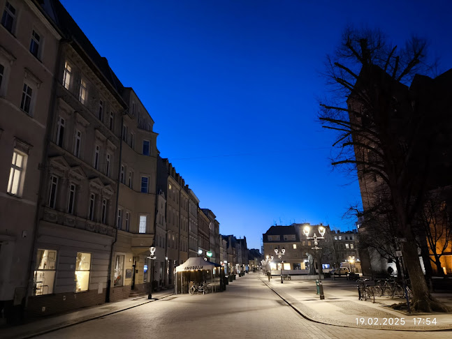 Opinii despre Rynek w Brzegu în Brzeg - Muzeum