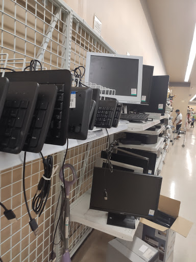 Thrift Store «Savers», reviews and photos, 10720 W Indian School Rd, Phoenix, AZ 85037, USA