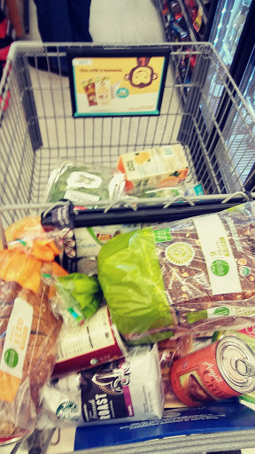 Grocery Store «Kroger», reviews and photos, 19855 Twelve Mile Rd, Southfield, MI 48076, USA