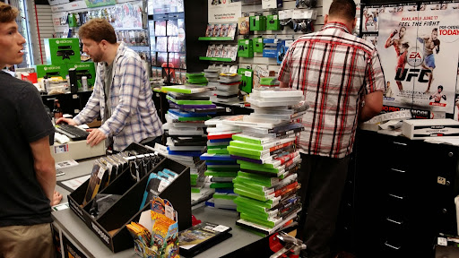 Video Game Store «GameStop», reviews and photos, 8256 Commonwealth Dr, Eden Prairie, MN 55344, USA