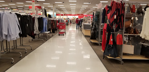 Department Store «Target», reviews and photos, 6100 Broadmoor St, Mission, KS 66202, USA