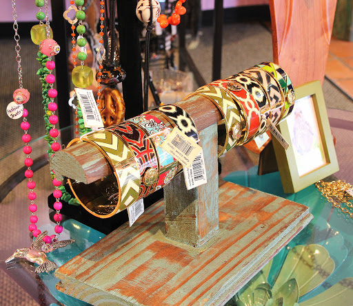 Boutique «Pink Poppy Artisans Boutique», reviews and photos, 114 W 8th St, Georgetown, TX 78626, USA