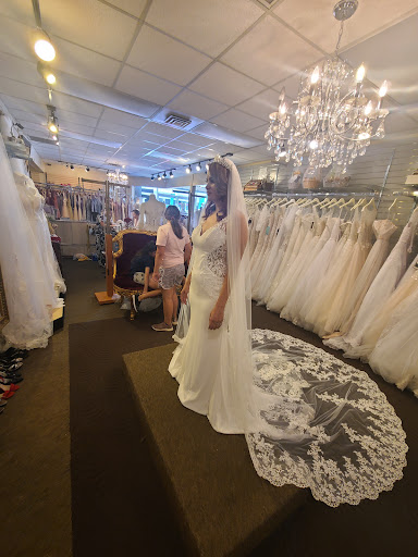 Bridal Shop «Elegant Designs Bridal», reviews and photos, 2001 Arden Way, Sacramento, CA 95825, USA