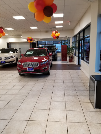 Ford Dealer «Ford Lincoln of Huntington», reviews and photos, 333 W Jericho Turnpike, Huntington, NY 11743, USA