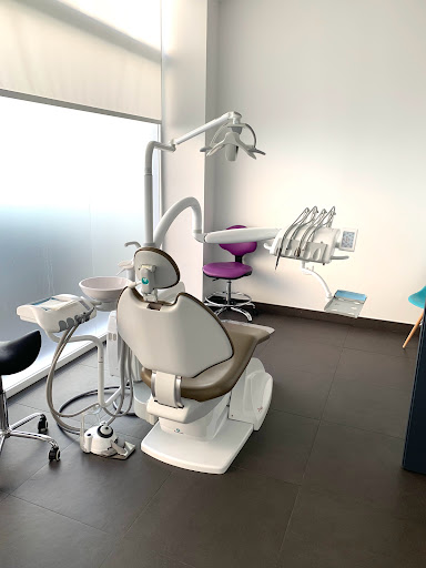 Maxilofacialclinic - C. Marbella, 4, 29580 Estación de Cártama, Málaga