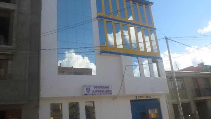 Colegio Peruano Americano - COPEAM