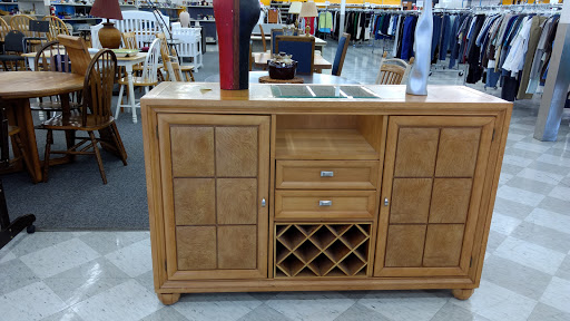 Thrift Store «This-N-That Thrift Store Vancouver Plaza», reviews and photos, 7601 NE Vancouver Plaza Dr, Vancouver, WA 98662, USA