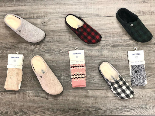 Shoe Store «V&A Bootery - Kalamazoo», reviews and photos, 202 S Burdick St, Kalamazoo, MI 49007, USA