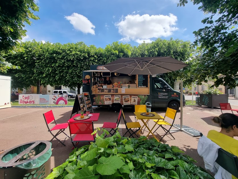 Westfood - Reservation de Food truck Burgers et Tex-mex pour évenementiel:Entreprises, Soirées, Mariages, Festivals à Bazoches-sur-le-Betz (Loiret 45)