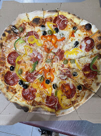 Plats et boissons du Pizzas à emporter Vallé Pizza à Collonges-sous-Salève - n°1