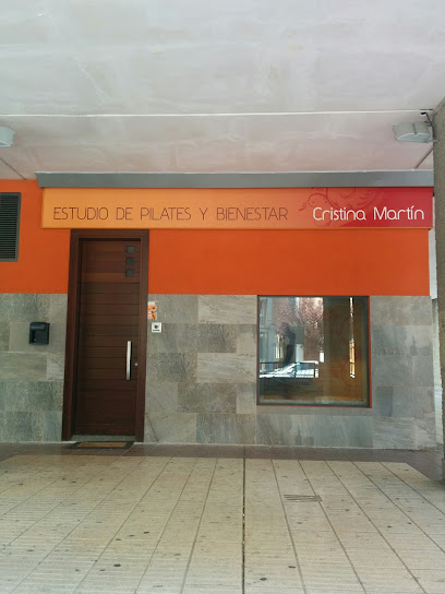 ESTUDIO DE PILATES Y BIENESTAR CRISTINA MARTíN