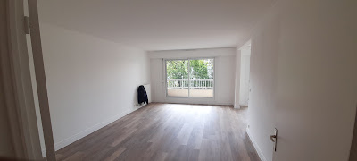 SMT BAT. Entreprise Gènèrale peinture à Les Pavillons-sous-Bois