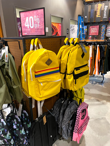 Clothing Store «Zumiez», reviews and photos, 200 Tanger Mall Dr #1311, Riverhead, NY 11901, USA