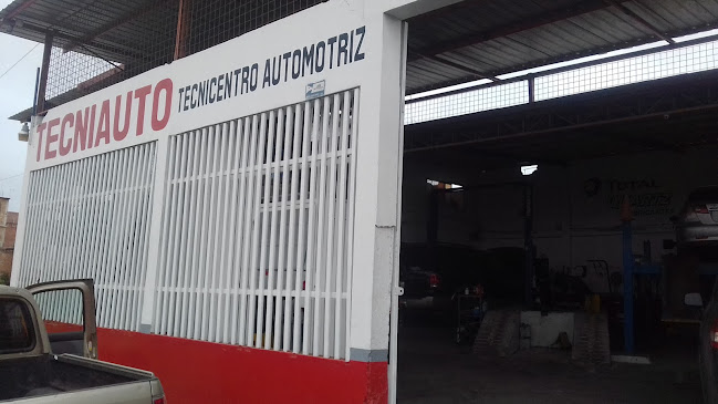 Opiniones de Tecnicentro Automotriz Tecniauto en Manta - Taller de reparación de automóviles