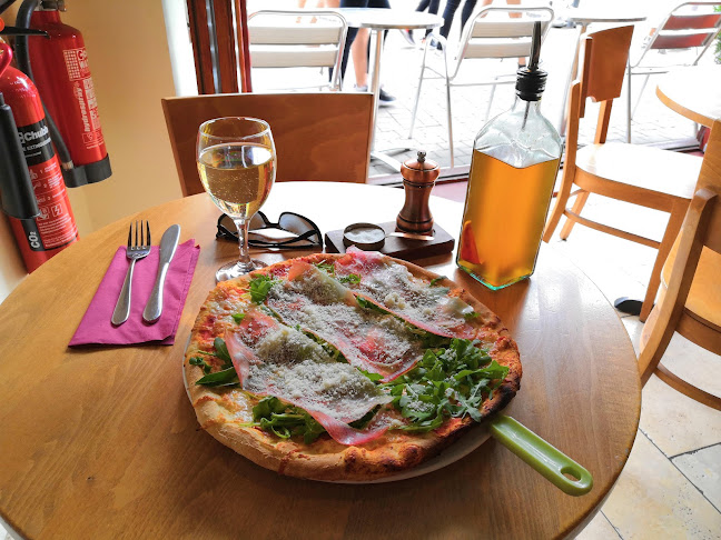 Reviews of La Cucina in Oxford - Pizza