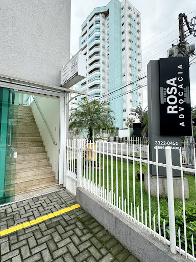 Logo da empresa - Rosa Advogados