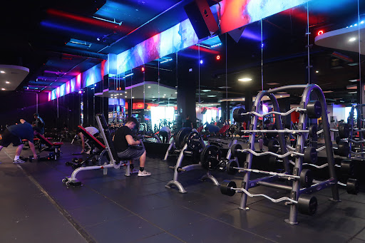 Health Club «USA FITNESS SUPER CENTER», reviews and photos, 13640 Foothill Blvd, Sylmar, CA 91342, USA