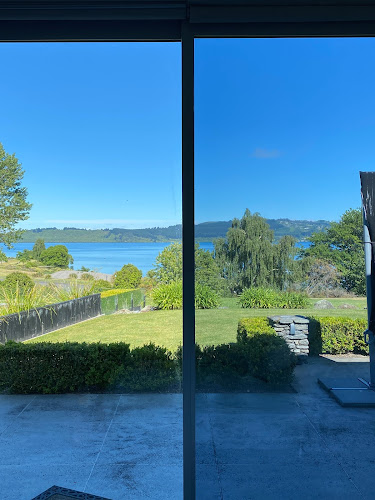 Comments and reviews of Glasshield Wellington