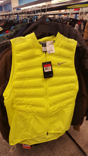 Clothing Store «Ross Dress for Less», reviews and photos, 9454 Skokie Blvd, Skokie, IL 60077, USA