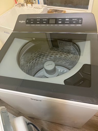 Electronics Store «Best Buy», reviews and photos, 16221 Ford Rd, Dearborn, MI 48126, USA