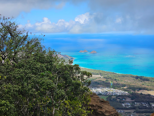Kuliʻouʻou Summit