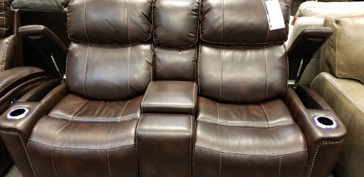 Furniture Store «The Dump Furniture Outlet», reviews and photos, 5700 NJ-42, Turnersville, NJ 08012, USA