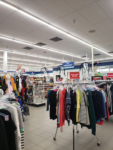 Thrift Store «Oshkosh West Goodwill Retail Store & Training Center», reviews and photos