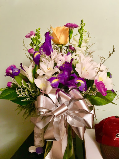 Florist «Bouquets N Things», reviews and photos, 3719 Nicholas St, Easton, PA 18045, USA