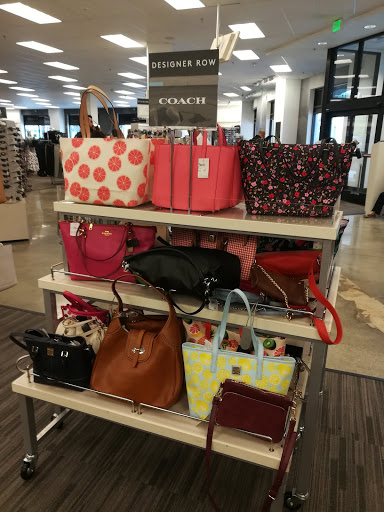 Department Store «Nordstrom Rack The Shops at Midtown Miami», reviews and photos, 3201 N Miami Ave, Miami, FL 33127, USA