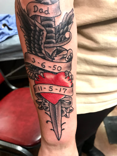 Tattoo Shop «Tattoo 42», reviews and photos, 753 SW 185th Ave, Beaverton, OR 97006, USA