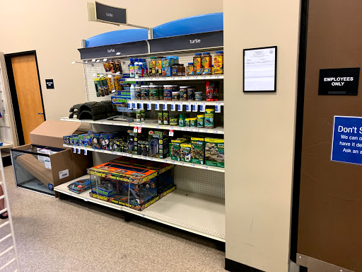Pet Supply Store «PetSmart», reviews and photos, 3096 N Eastman Rd, Longview, TX 75605, USA