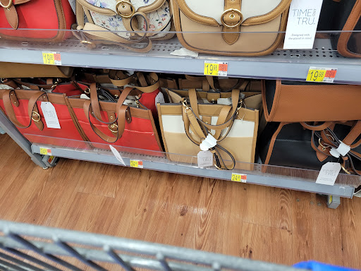 Discount Store «Walmart», reviews and photos, 2375 OR-99W, McMinnville, OR 97128, USA