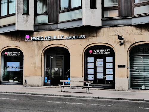 PARIS NEUILLY IMMOBILIER DOUMER à Paris