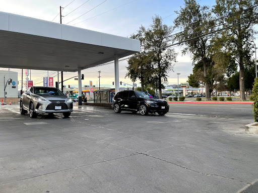 Car Wash «Red Carpet Car Wash», reviews and photos, 6760 Topanga Canyon Blvd, Canoga Park, CA 91303, USA